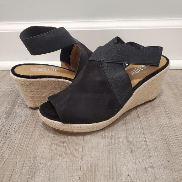 NEW Kenneth Cole Reaction Cara Black Espadrilles - Picture 1 of 6